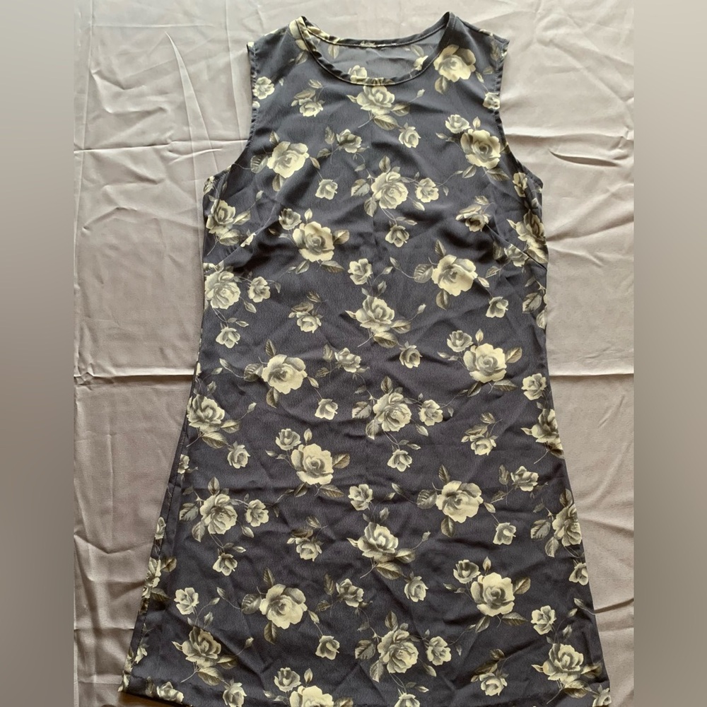 Floral Sleeveless Dress - Black and Cream